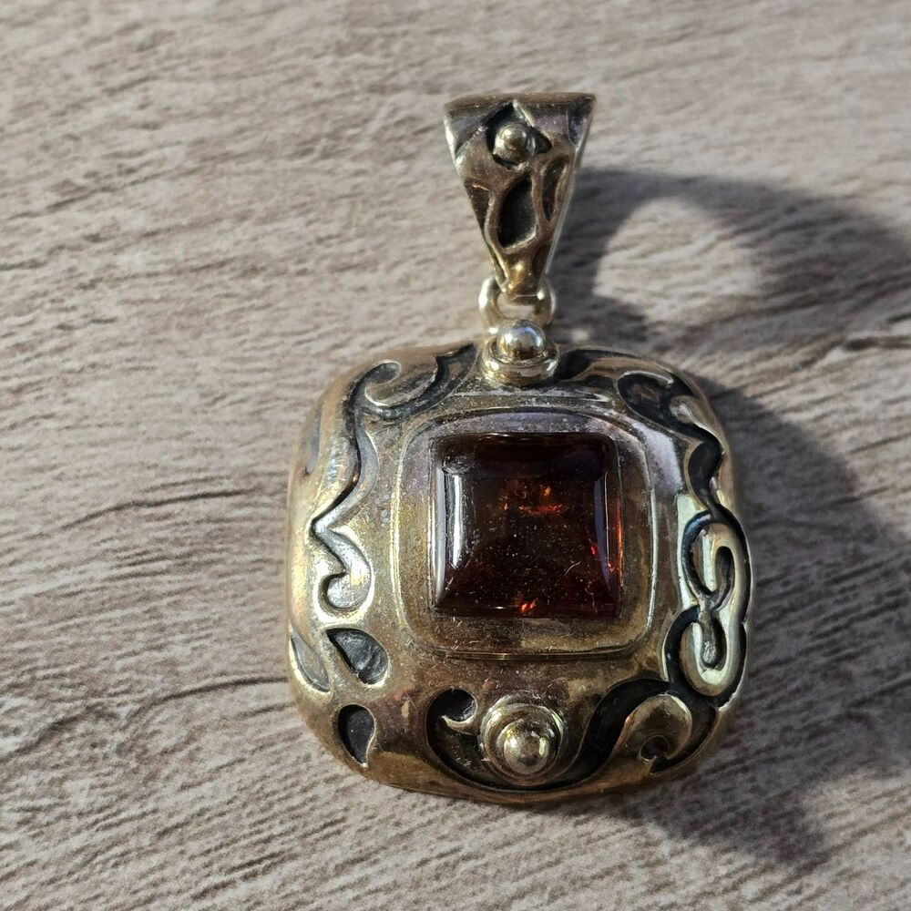 Retired Sterling Silver Southwestern Silpada Amber Pendant